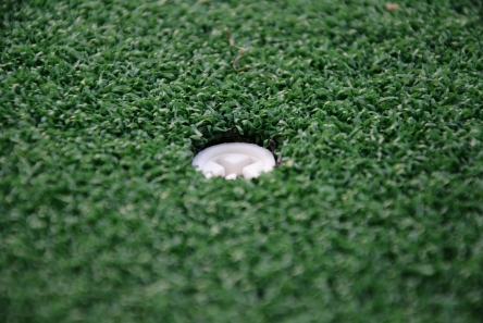 crossed rubber tee