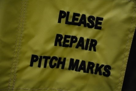 deluxe hole placement marker flag