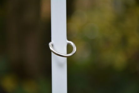 metal D ring for tie on golf flag